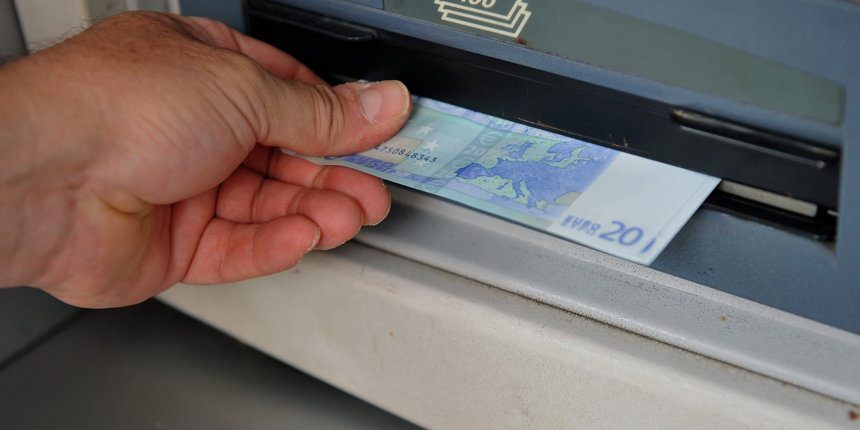 Η κυπριακή κρίση χρέους ως επεισόδιο της Κρίσης στην Ενηµέρωση