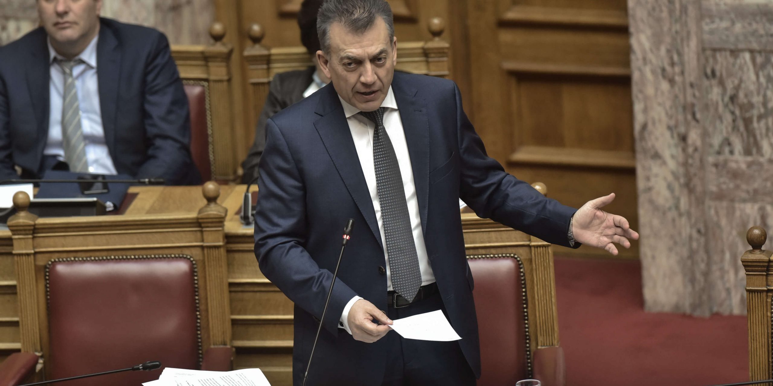 Βρούτσης_πολιτική